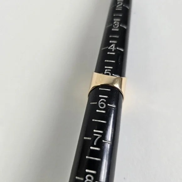 18K solid gold Sharp Edge Estate Ring - Picture 8 of 15